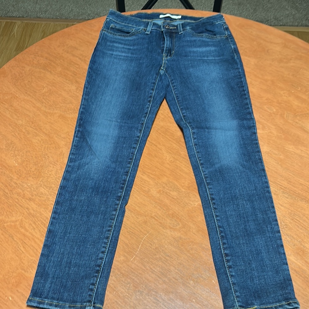 Levi’s 711 Skinny Jeans - Picture 4 of 4